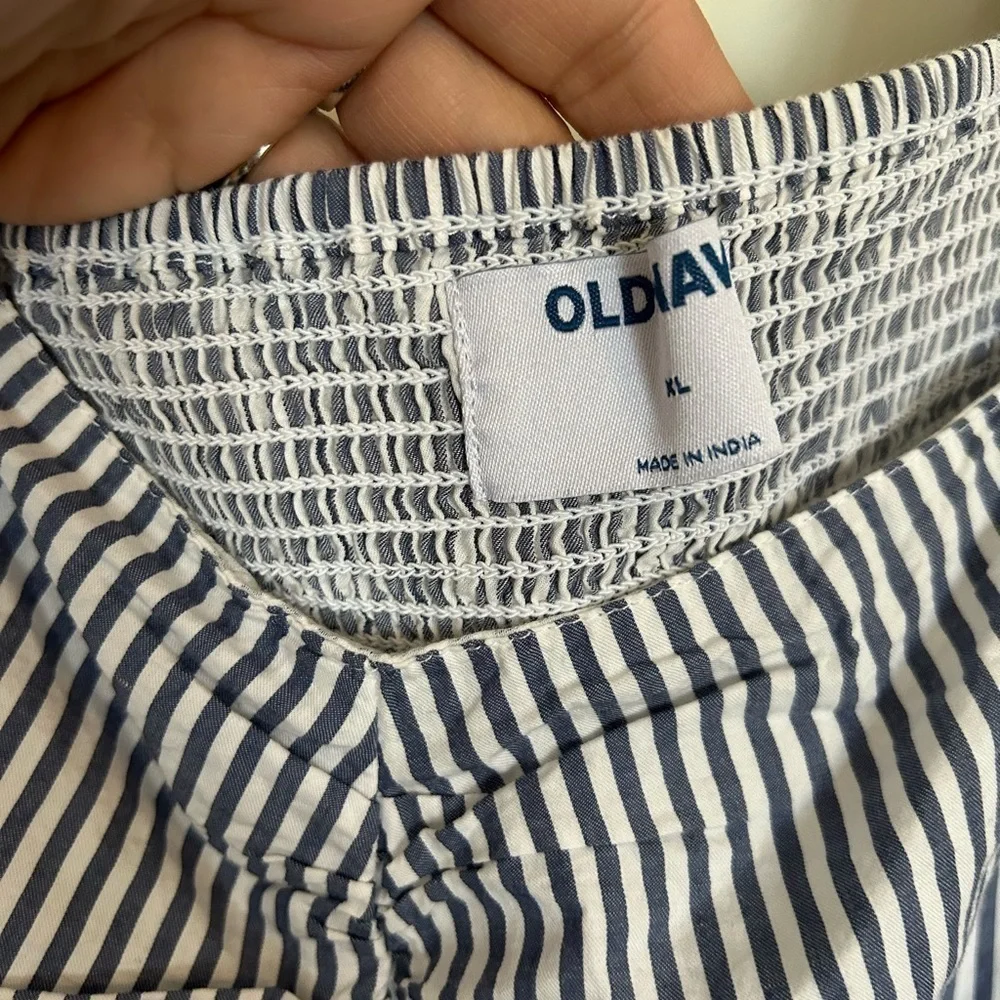 NWT extra large old, navy blue and white, striped baby doll, puff sleeve top
